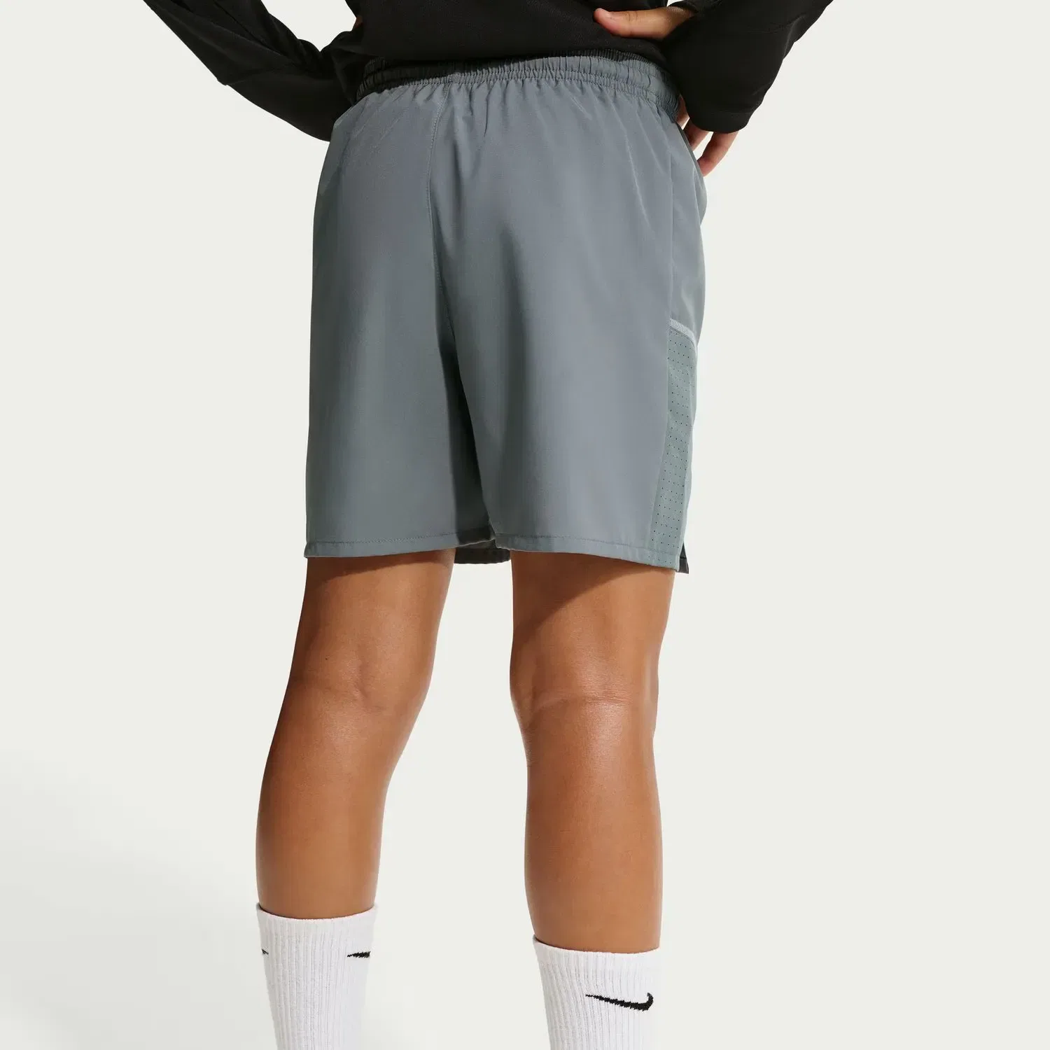 Детские шорты для мальчиков с технологией Dri-FIT Nike Miler, Grey — фото 4