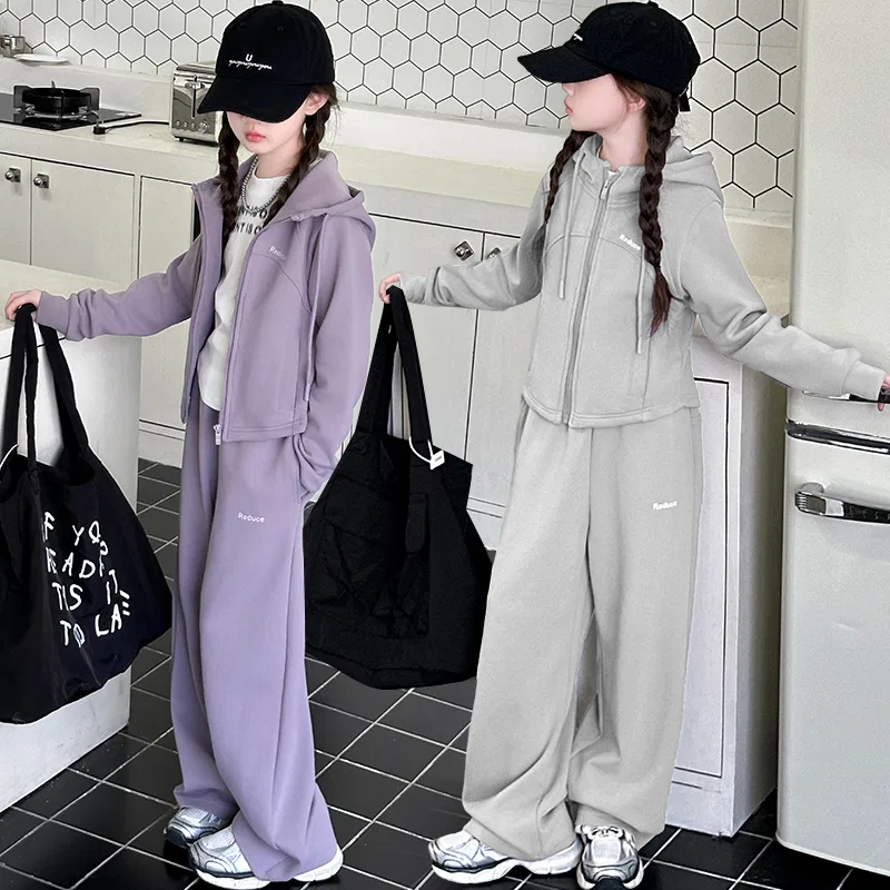 Детский комплект спортивной одежды с принтом Casual Sportswear PLANDOO — фото 4
