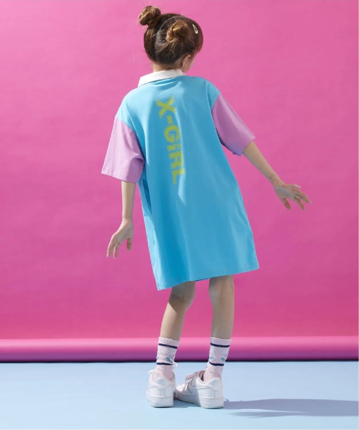 Детское платье-футболка мини с длинным рукавоми принтом X-girl Stages, Blue Green — фото 4