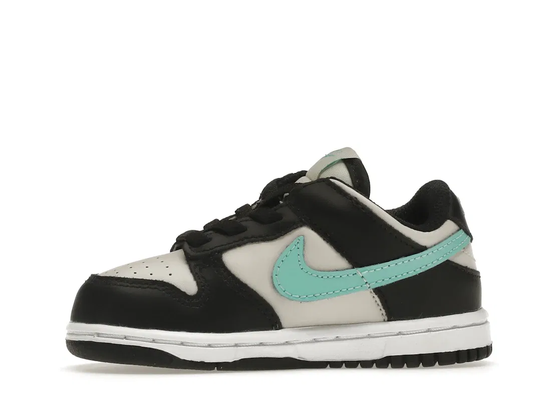 Детские кроссовки с низким верхом Nike Dunk Low, Light Bone/Black-White-Tropical Twist — фото 3