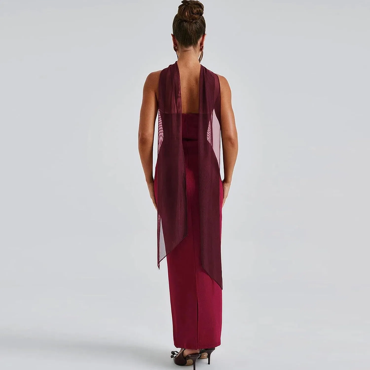 Женское платье-макси без бретелек из сетки, модель Boho — фото 2