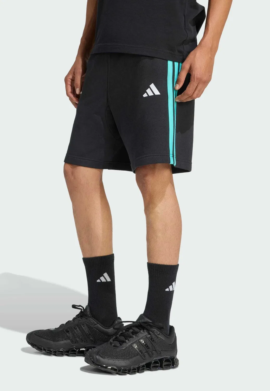 Mercedes - amg petronas formula 1 team dna short - спортивные шорты Adidas Performance, Black Semi Mint Rush