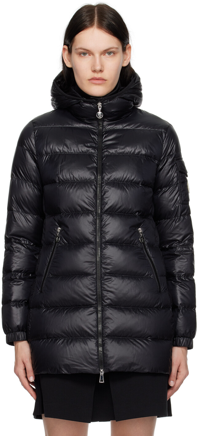 

Черный пуховик Glements Moncler