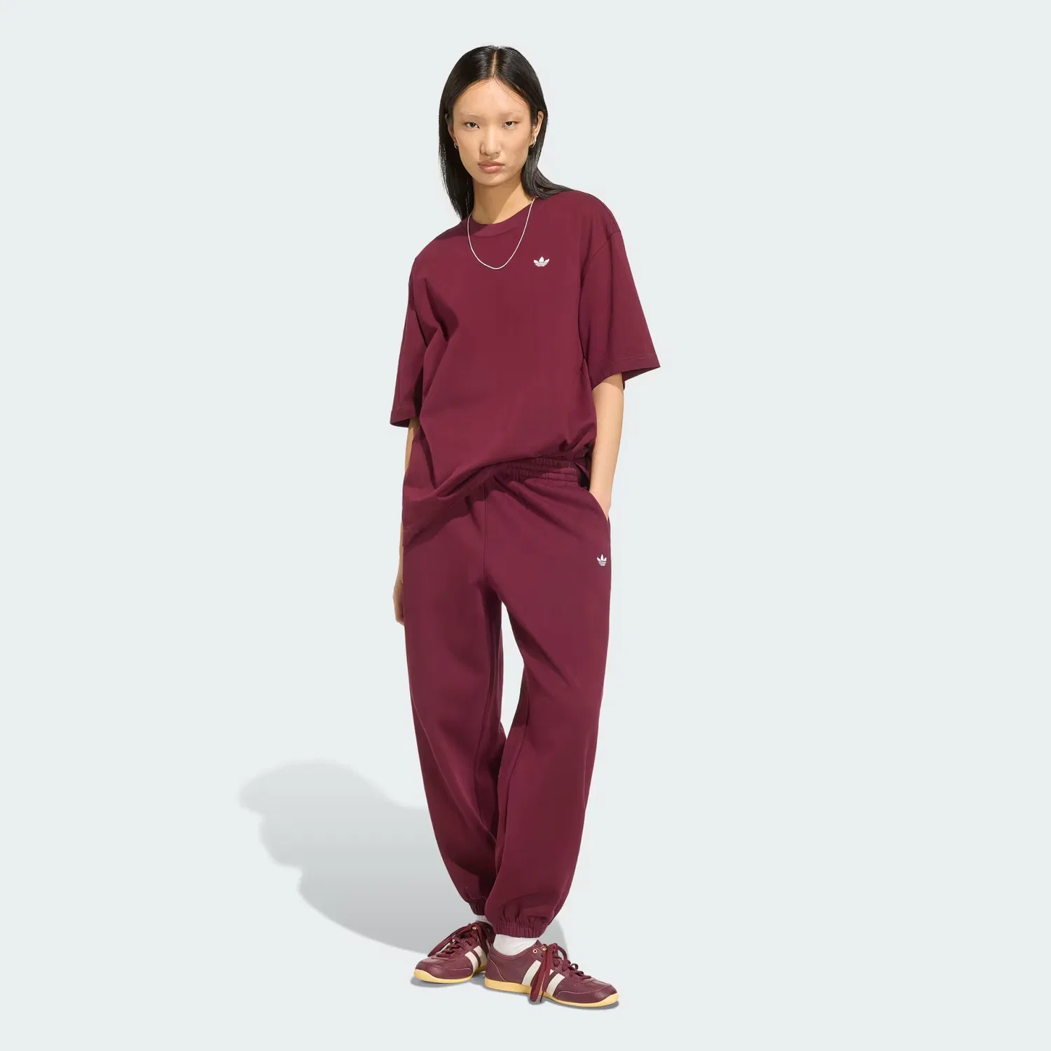 Женская футболка оверсайз Essentials Boyfriend Tee Adidas Originals, бордовый — фото 4