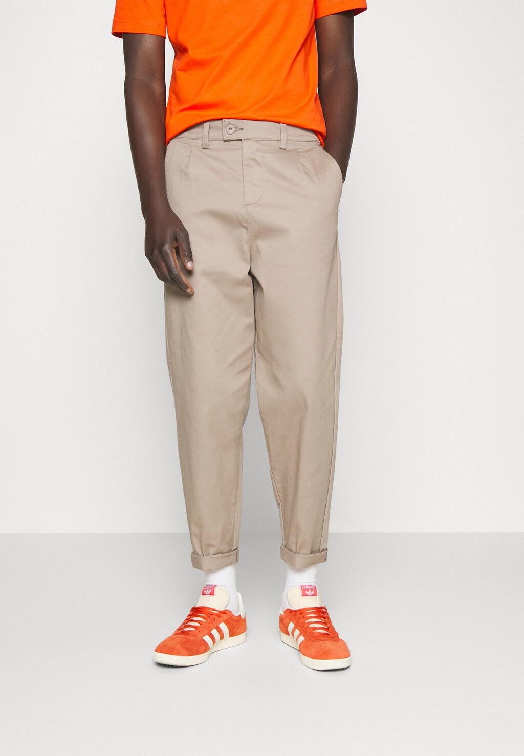 

Чино JPSTKARL JJPABLO CROPPED Jack & Jones, грибы