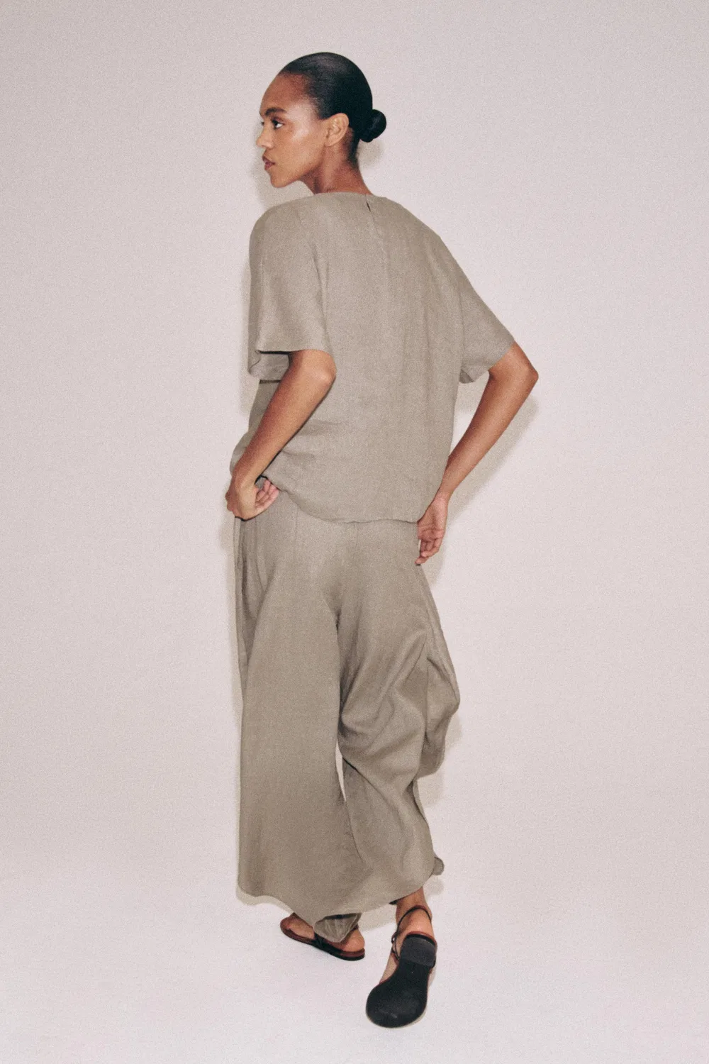 Брюки из 100% льна с разрезами, коллекция ZW ZARA, Brown/Taupe — фото 4