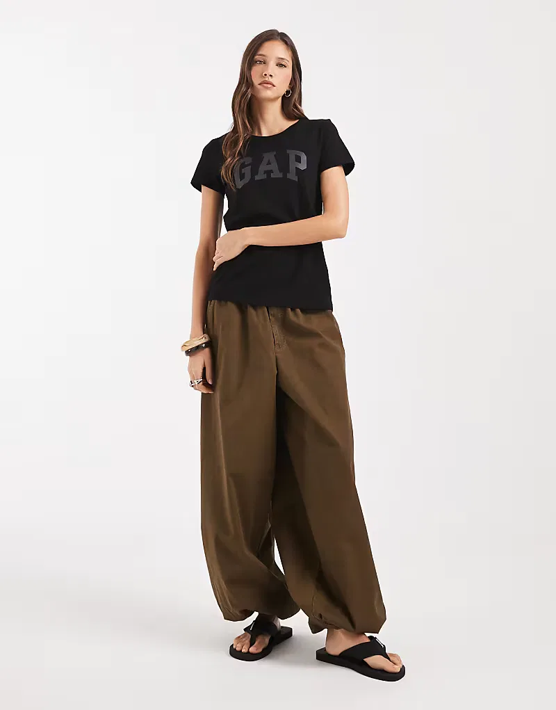 Футболка GAP с логотипом на каждый день, выцветшего, черный — фото 2