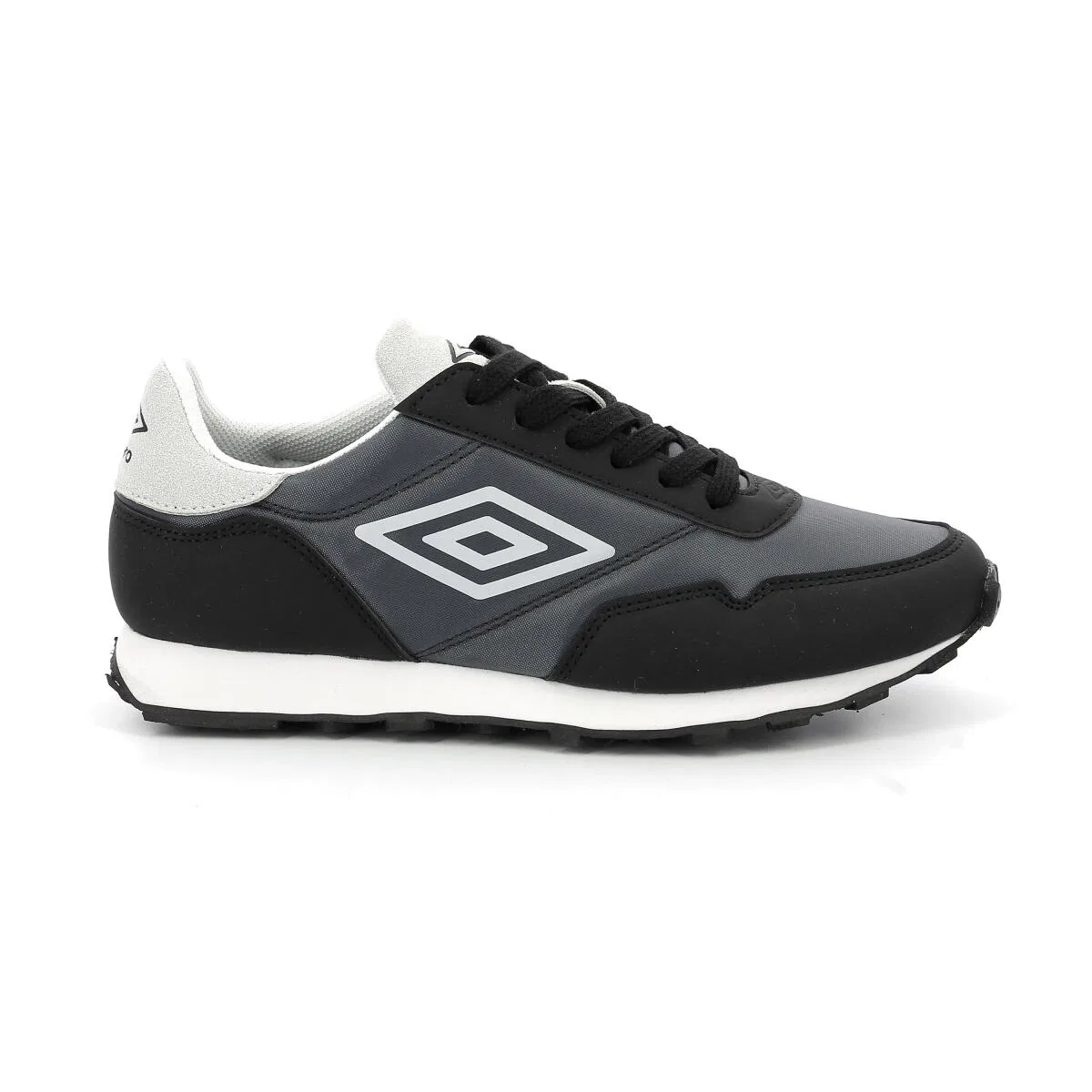 Детские кроссовки с закрытой пяткой Umbro Karts, Schwarz Dunkelgrun