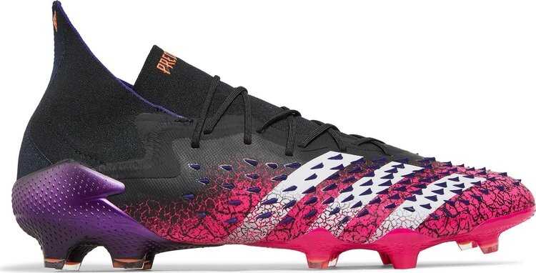 

Мужские бутсы Adidas Predator Freak.1 FG, розовый/черный
