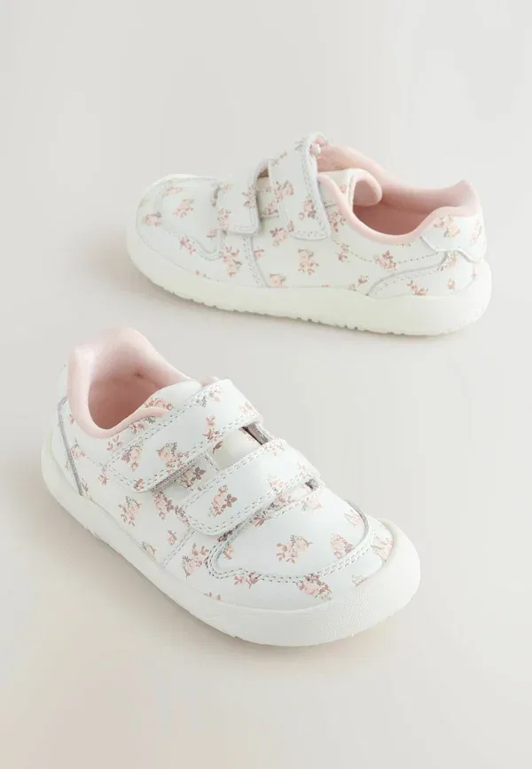 Ботинки кожаные Regular fit barefoot baby shoes Next, White Floral, белый — фото 2