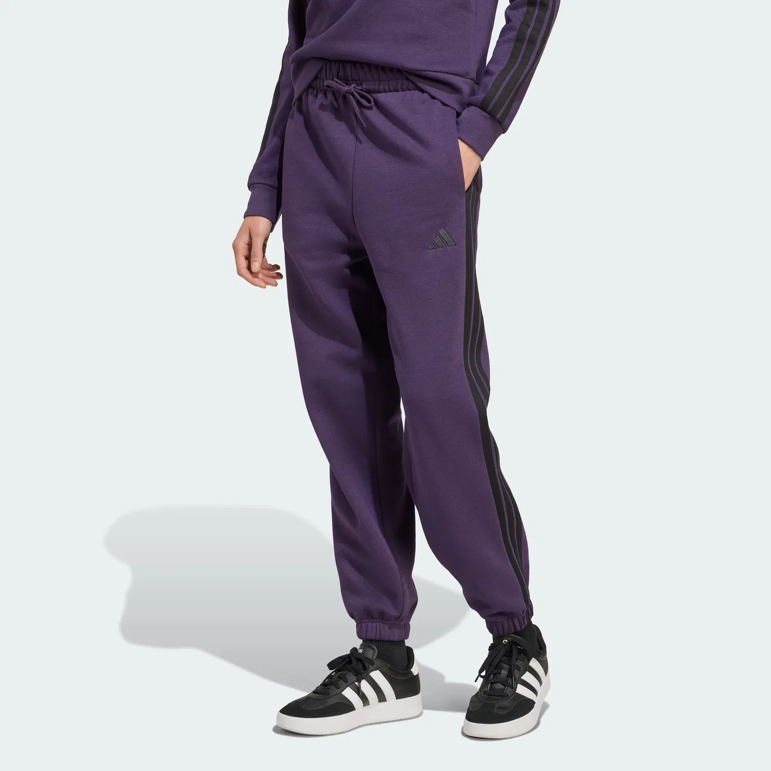 Женские спортивные брюки свободного кроя с мягким флисом adidas, Aurora Plum / Black