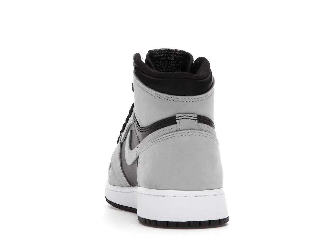 Детские кроссовки с высоким верхом Jordan 1 Retro High Jordan, Black/White-Light Smoke Grey — фото 4