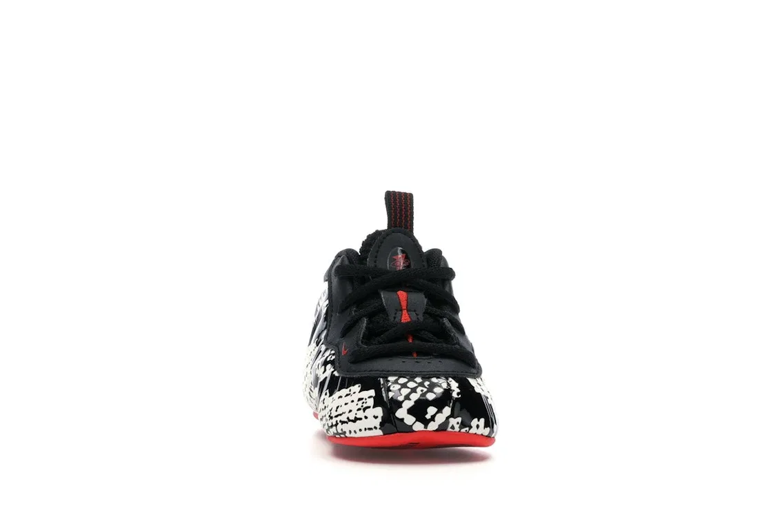 Детские кроссовки Lifestyle с принтом Nike Air Foamposite One Nike, Sail/Habanero Red-Black — фото 2