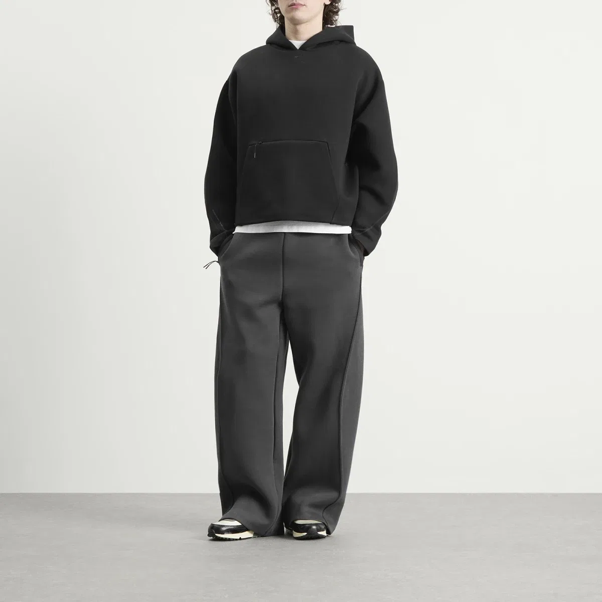 Худи оверсайз Tech Pullover Hoodie Nike, Black — фото 4