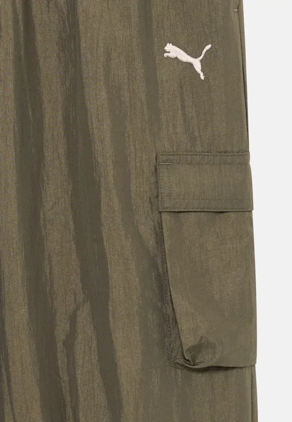 Брюки из 100% нейлона Bowtique Puma Loden Green, зеленый — фото 4