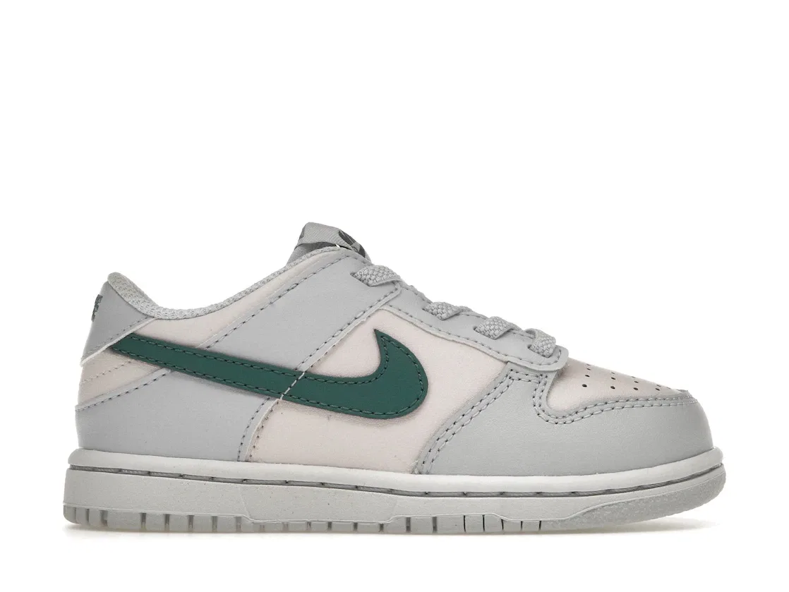 Детские кроссовки Lifestyle Nike Dunk Low SE, Football Grey/Pearl Pink/Mineral Teal