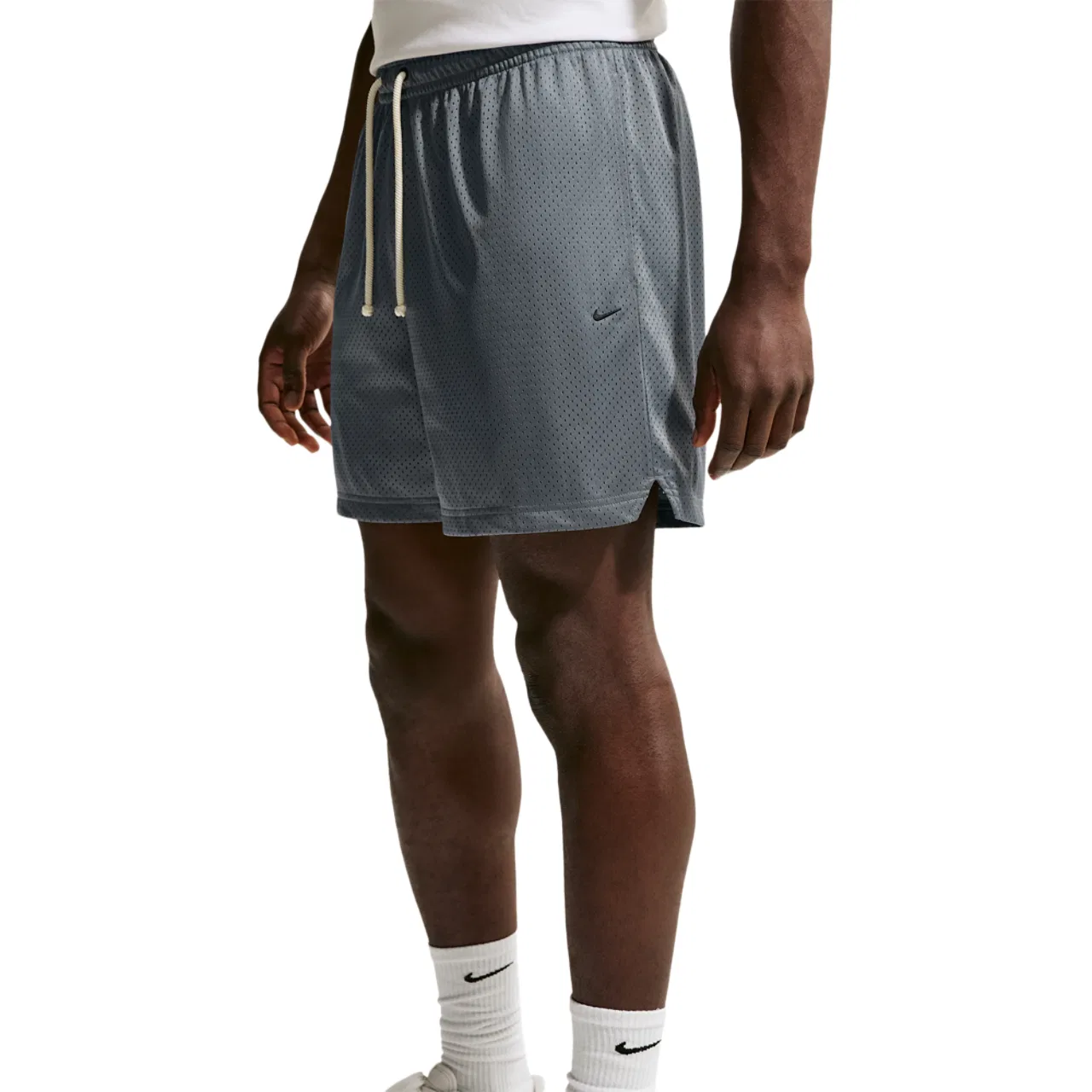 Шорты мужские Dri-FIT Standard Issue Mesh 5IN Nike, цвет Black/Pale Ivory/Cool Grey