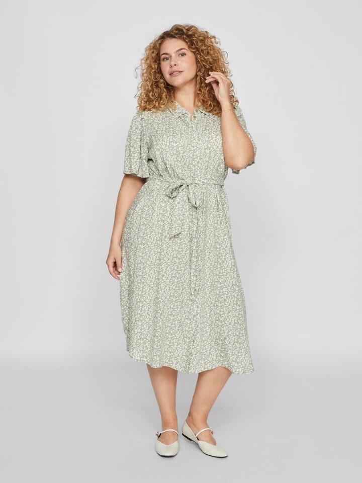 

Длинное платье Vila Midi Plus Size Hemd Curve Kurzarm, зеленый