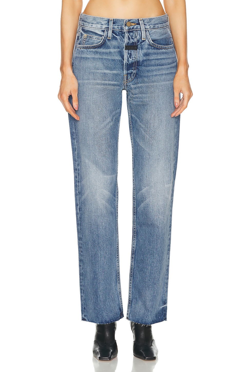 

Джинсы женские Fear of God, цвет Medium Indigo