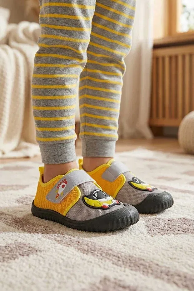 Детские повседневные туфли для мальчиков с регулируемой липучкой Gezer, Yellow