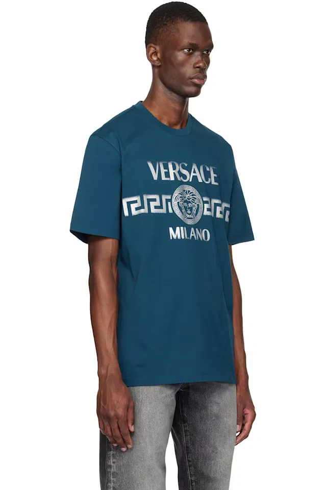 Темно-синяя футболка из хлопка джерси с принтом Versace — фото 2
