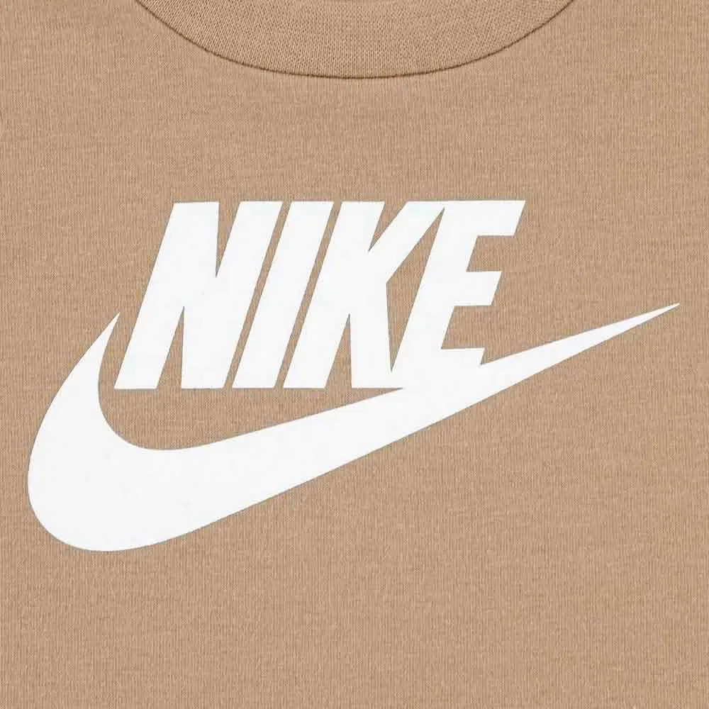 Комплект футболка и шорты Nike Club, бежевый — фото 3
