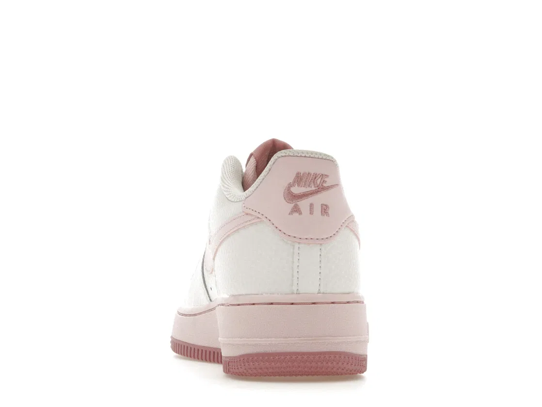 Детские кроссовки Lifestyle с амортизацией Nike Air Force 1 Low, White/Pink Foam — фото 4
