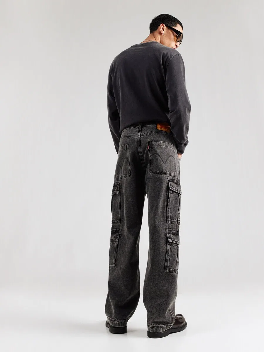 Джинсы LEVI'S Baggy Cargo '578 BAGGY CARGO' черного цвета — фото 4
