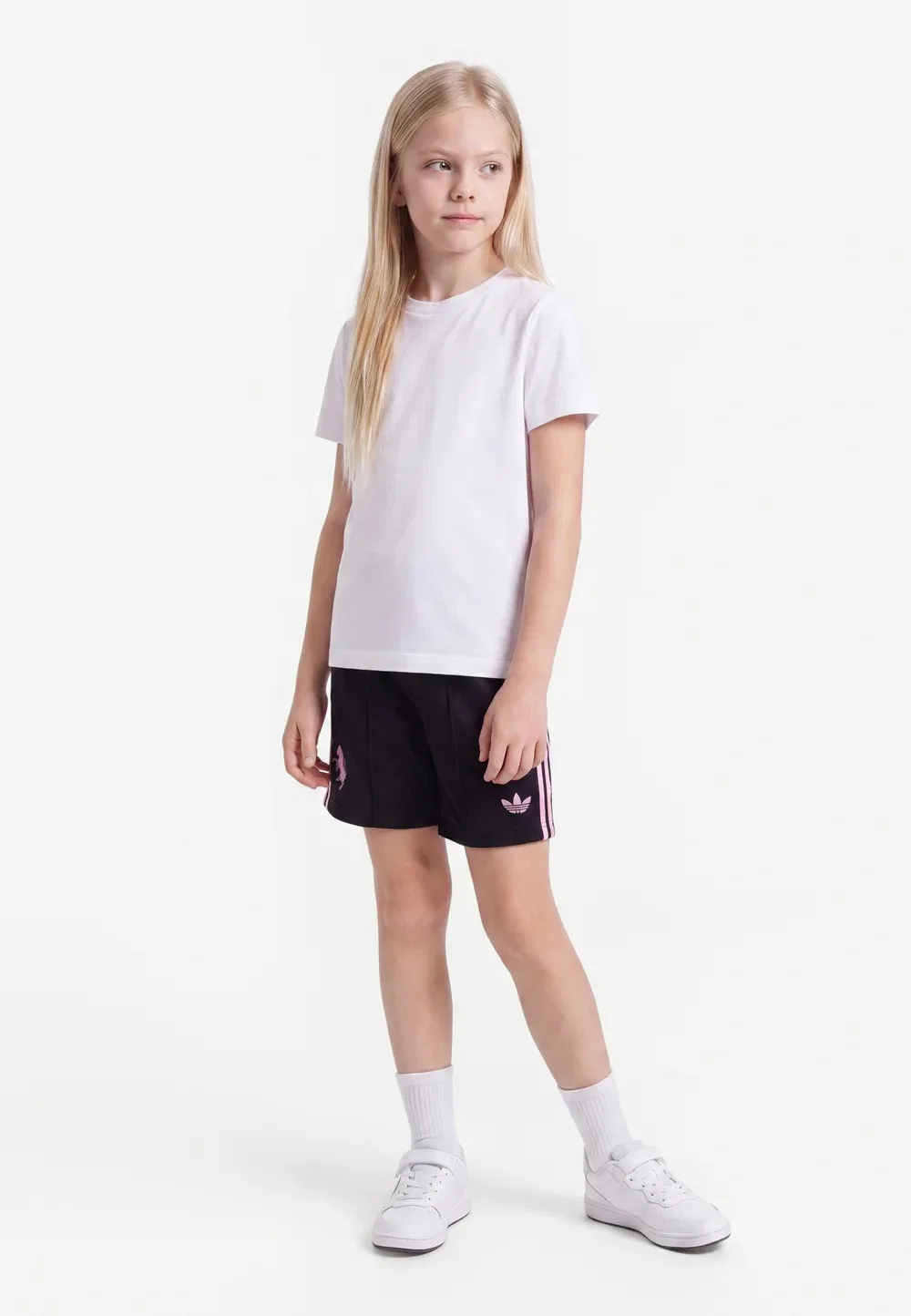 Ювентус, выездная форма унисекс, шорты Adidas Originals, Black