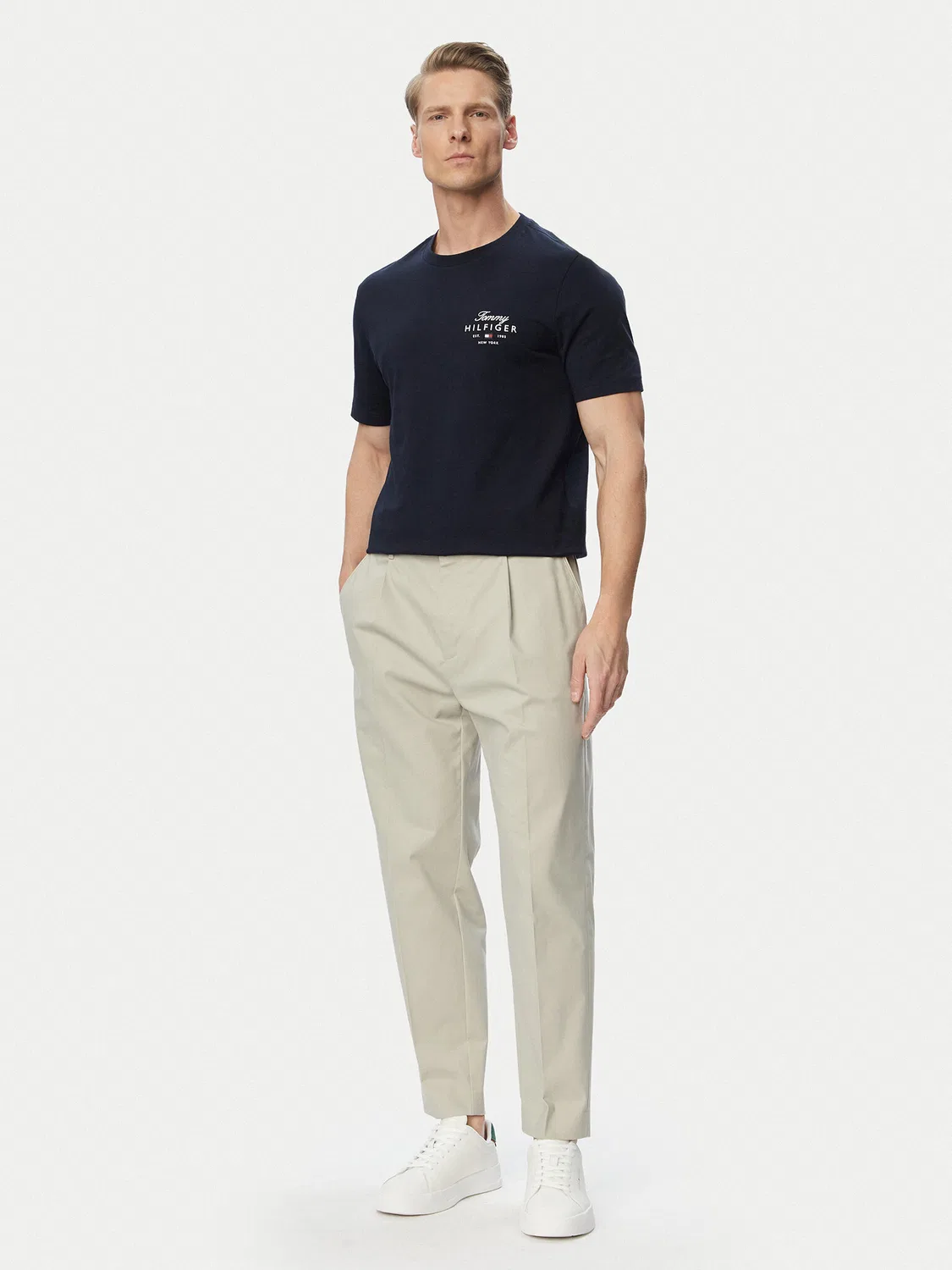 Мужская футболка стандартного кроя Tommy Hilfiger, темно-синий — фото 2