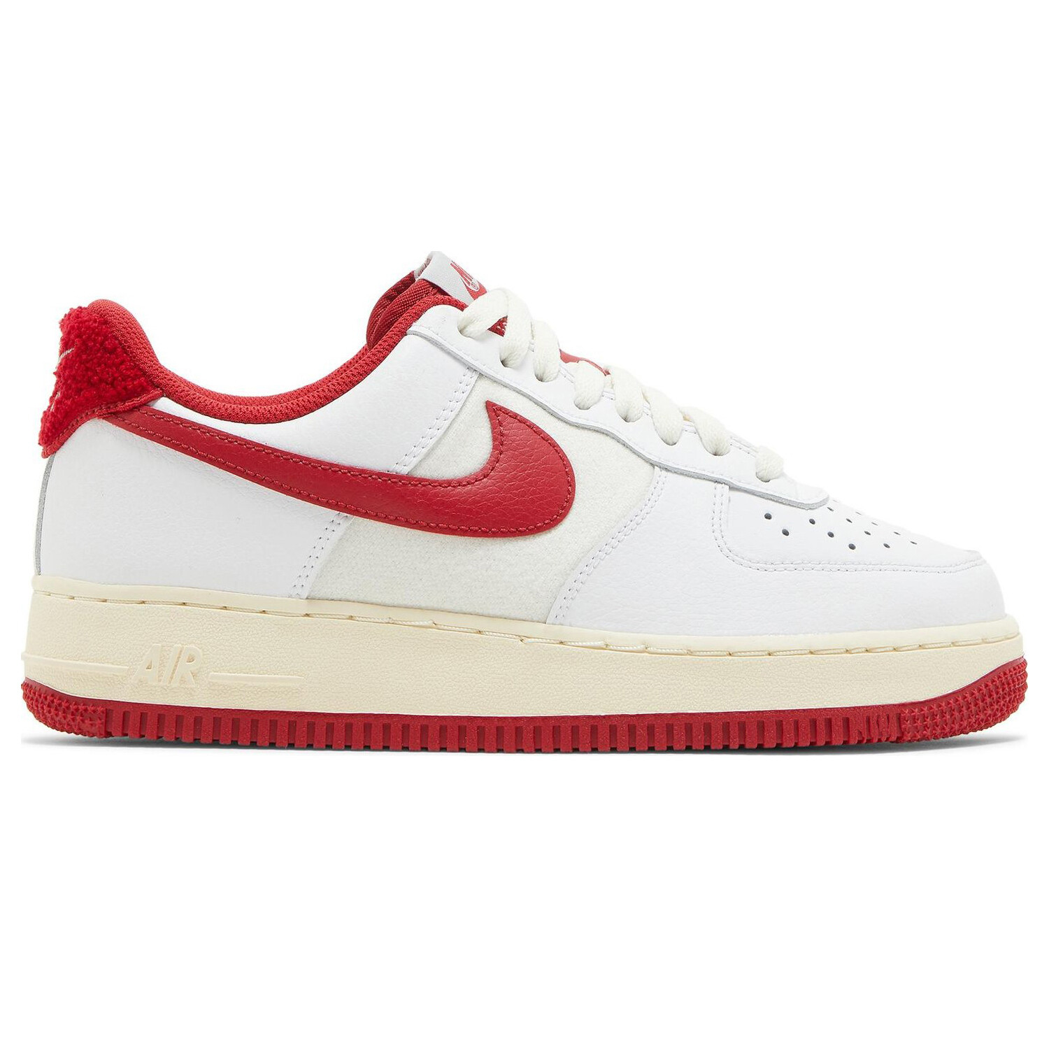 

Кроссовки Nike Air Force 1 '07 LV8 'Letterman's Jacket', белый