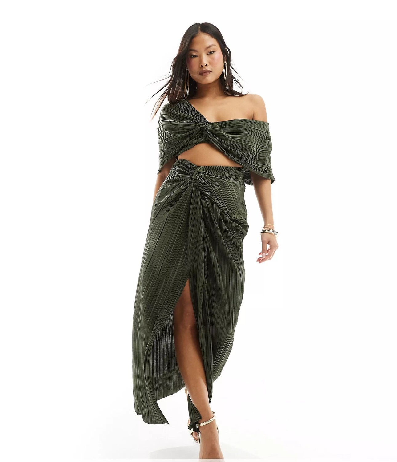 

Платье макси Asos Design Petite Two In One Fallen Shoulder Plisse, хаки