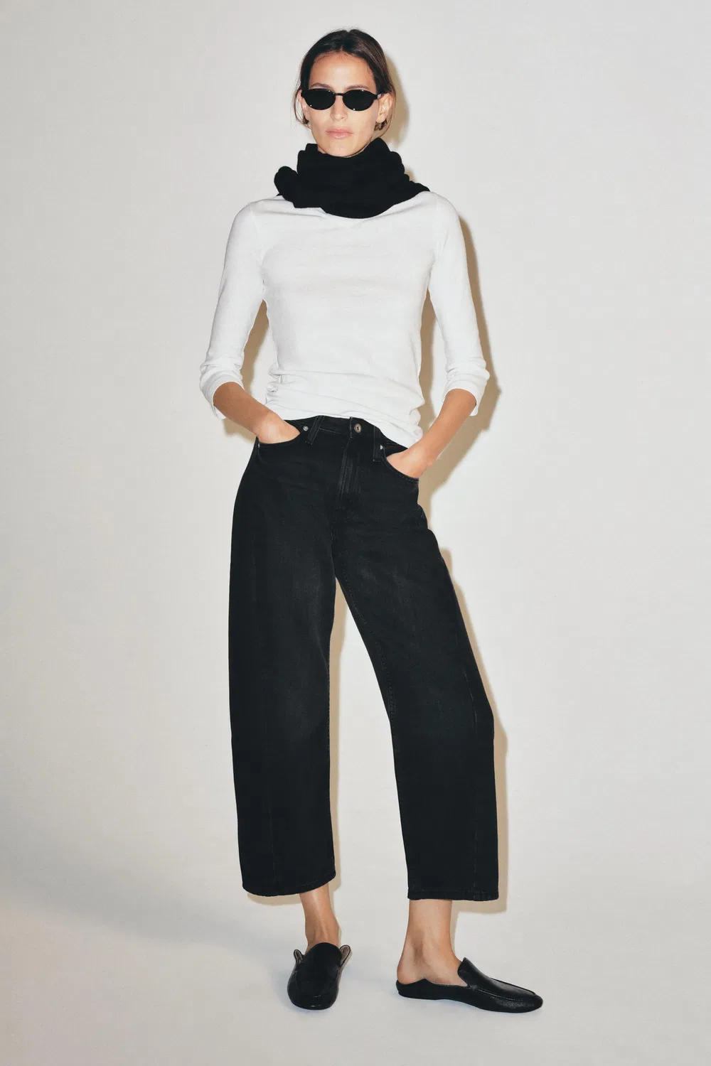 Джинсы средней посадки свободного кроя от ZW COLLECTION ZARA, Black
