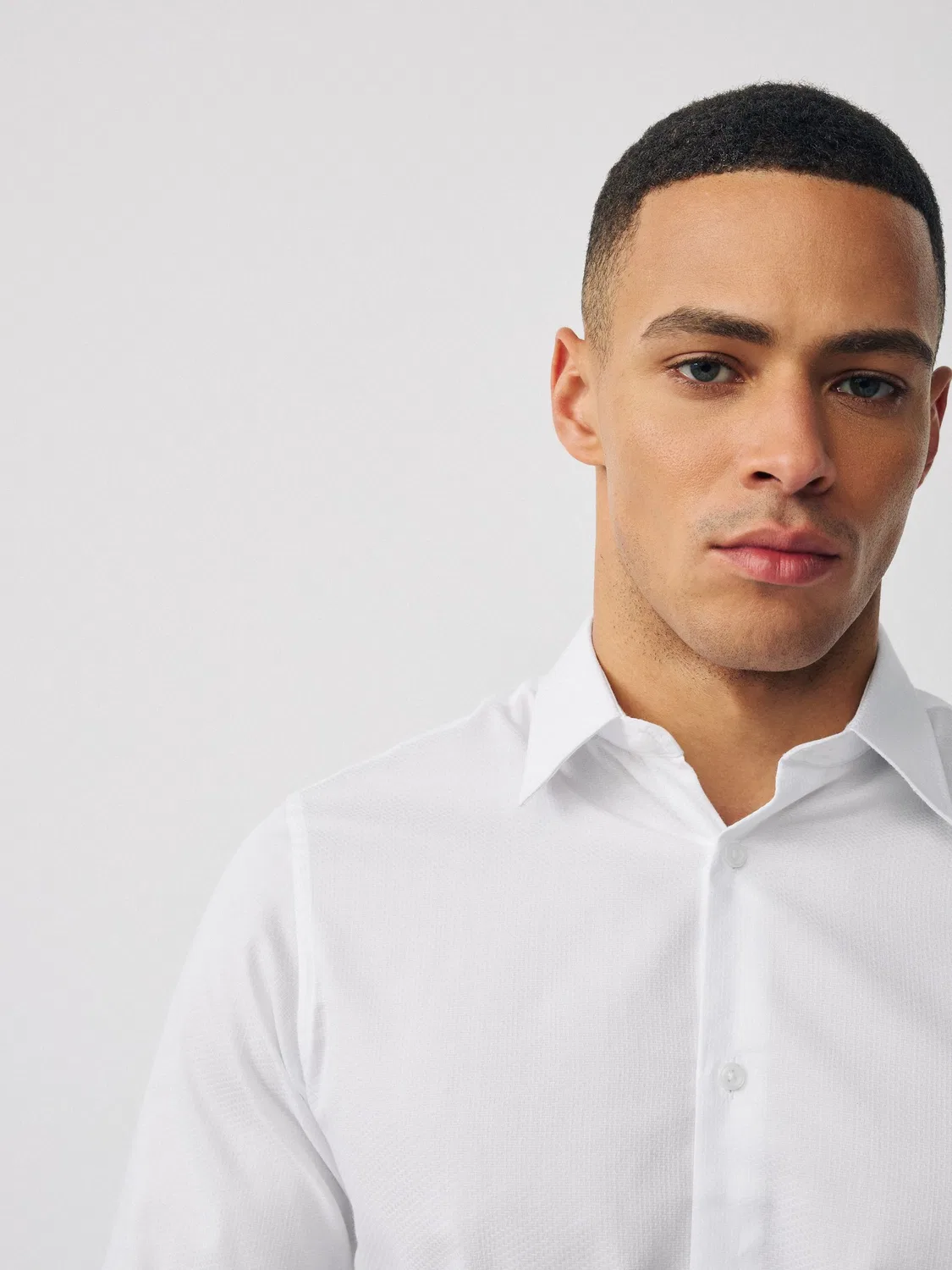 Рубашка Slim Fit из хлопка с полиэстером, Textured Easy Care Next, белый — фото 4
