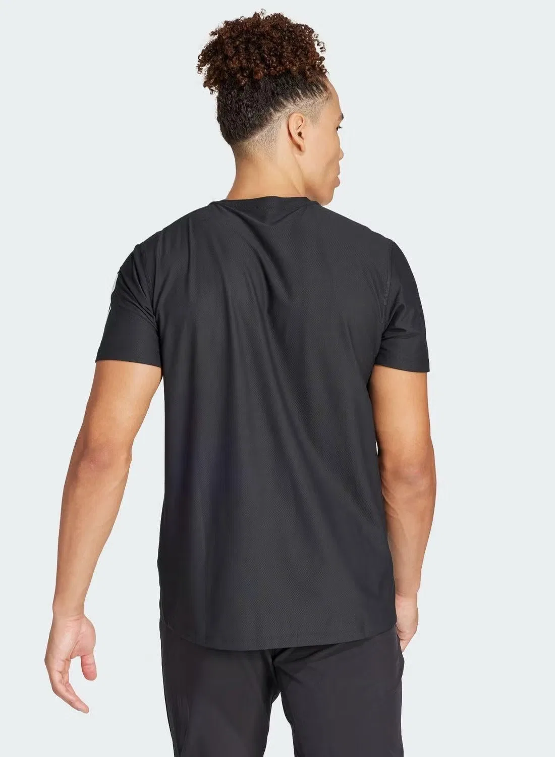 Футболка с влагоотводящей технологией Own the Run Adidas, черный — фото 2