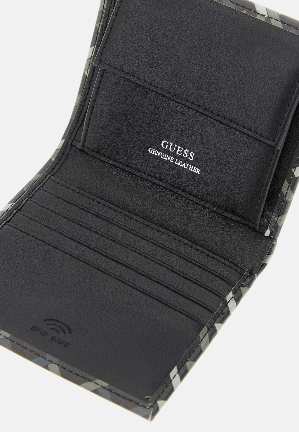

Кошелек MADRID PRINT G-WAVE Guess, зеленый
