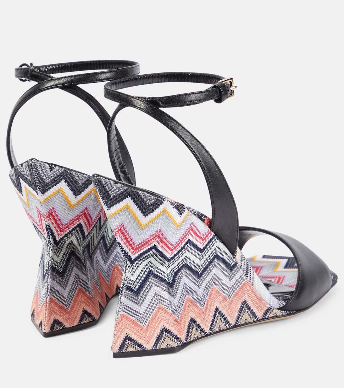 Босоножки из кожи на танкетке Zig Zag Missoni, черный — фото 3