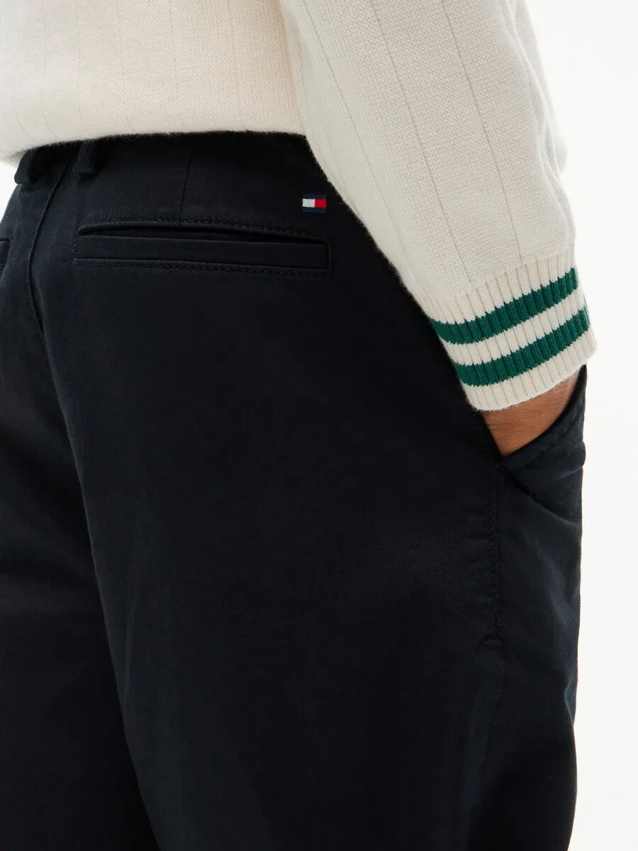 Брюки свободного кроя TOMMY HILFIGER 'Essential' черного цвета — фото 3