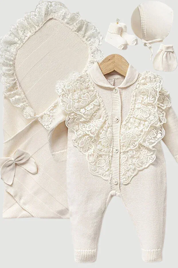 Детский комплект для выписки из роддома с кружевом Naka Concept, Beige