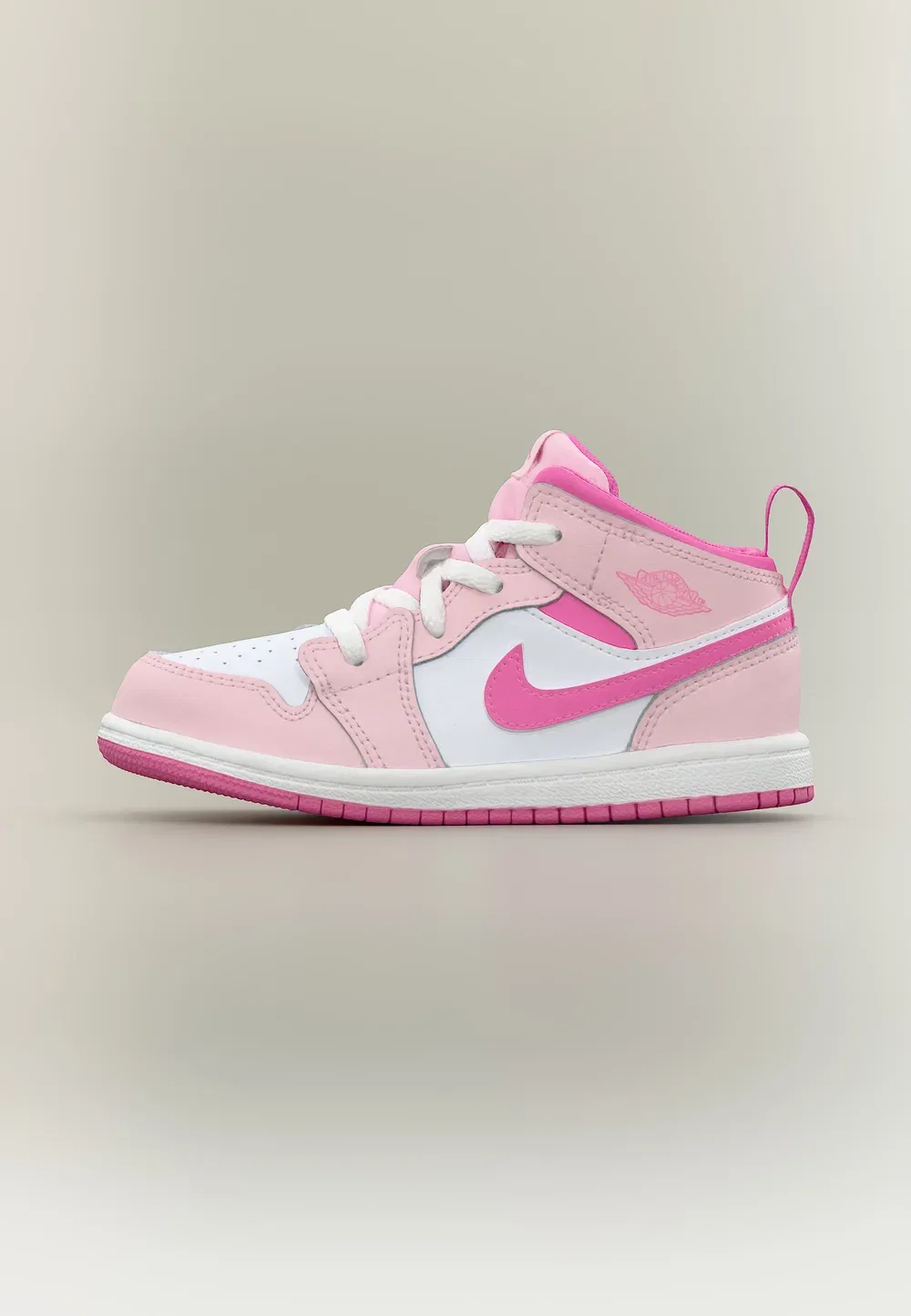 Средняя унисекс - детская обувь Jordan, Pink Foam/China Rose/White