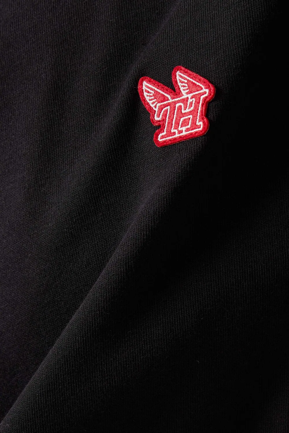 Футболка с принтом Badge Tommy Hilfiger, черный — фото 4