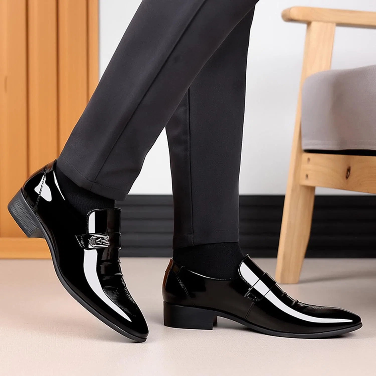 Лоферы кожаные лакированные, Men's Dress Shoes, черный KYOESCAI — фото 2