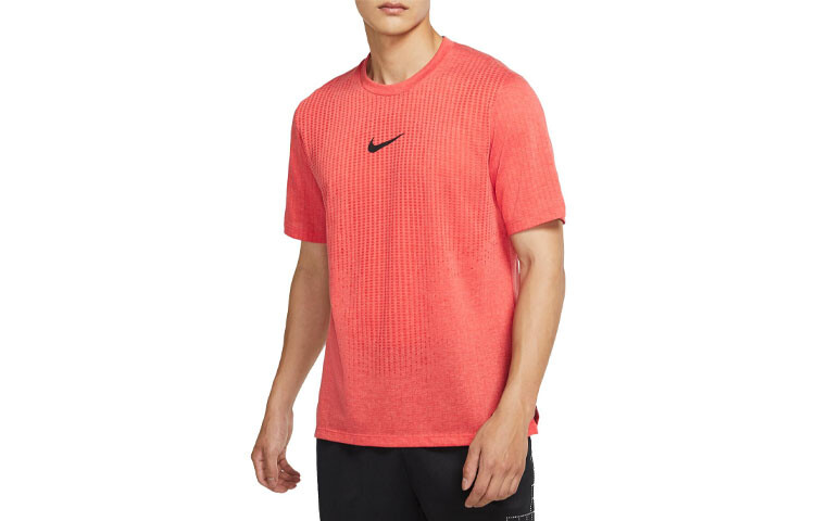 

Футболка Dri-Fit мужская красная Nike, красный