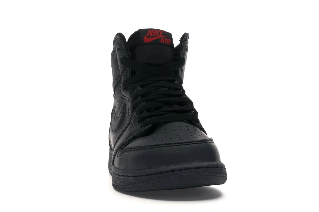 Детские кроссовки для мальчиков с высоким берцем Jordan 1 Retro High OG Jordan, Black/University Red — фото 2