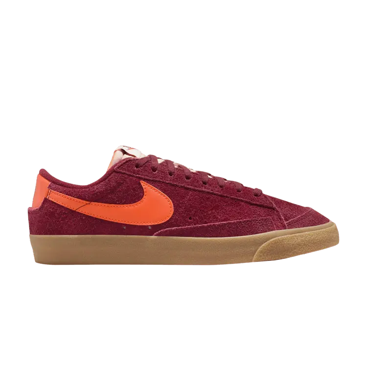 Кроссовки Nike Wmns Blazer Low 77 VintageTeam Red Safety Orange, красный