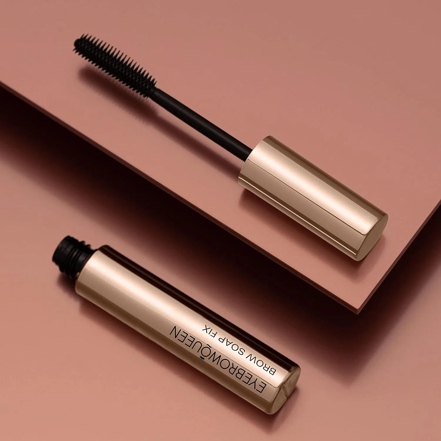 Мыло для бровей Eyebrowqueen Soap Fix, 20 г — фото 2