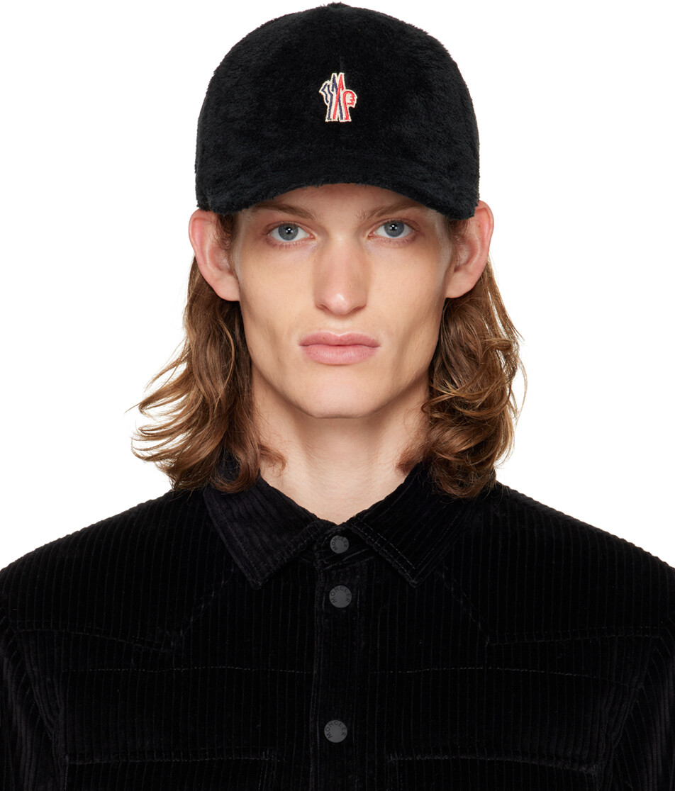

Черная кепка с вышивкой Moncler Grenoble