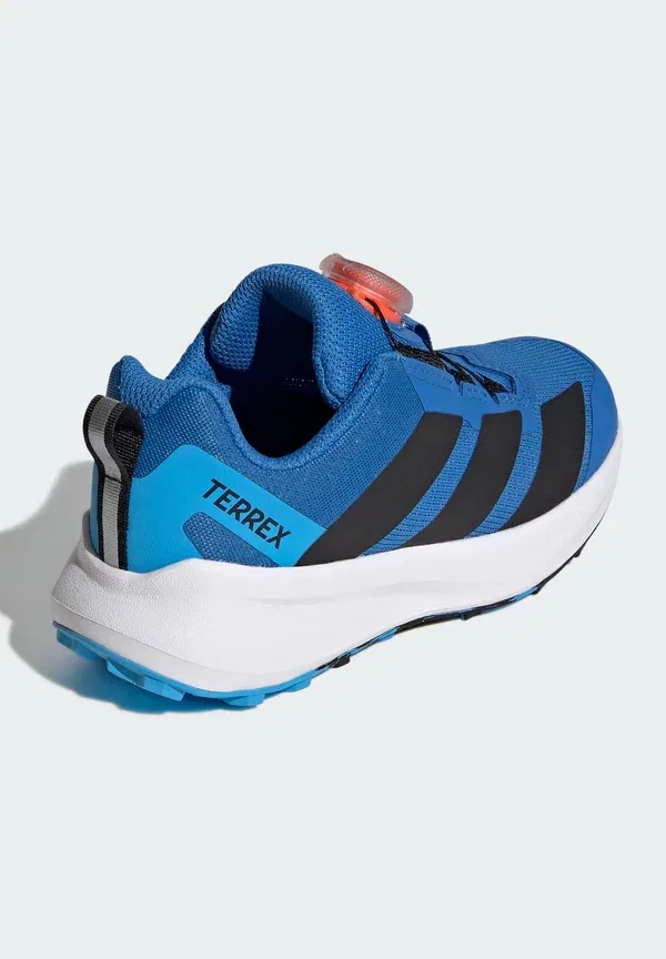 Кроссовки Agravic унисекс для бега по неровным поверхностям Adidas Terrex, черный/синий/оранжевый — фото 4