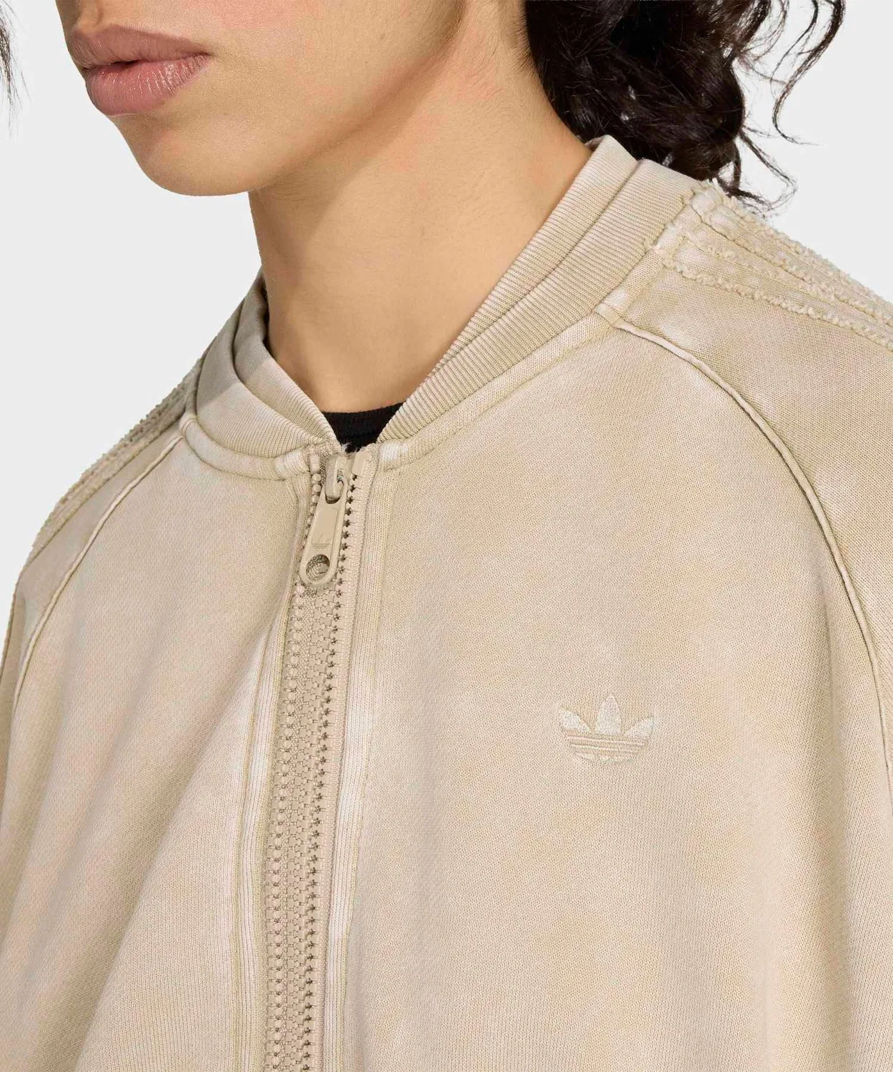Женский укороченный трек-топ оверсайз с двойным слоем Adidas Originals, Beige — фото 3