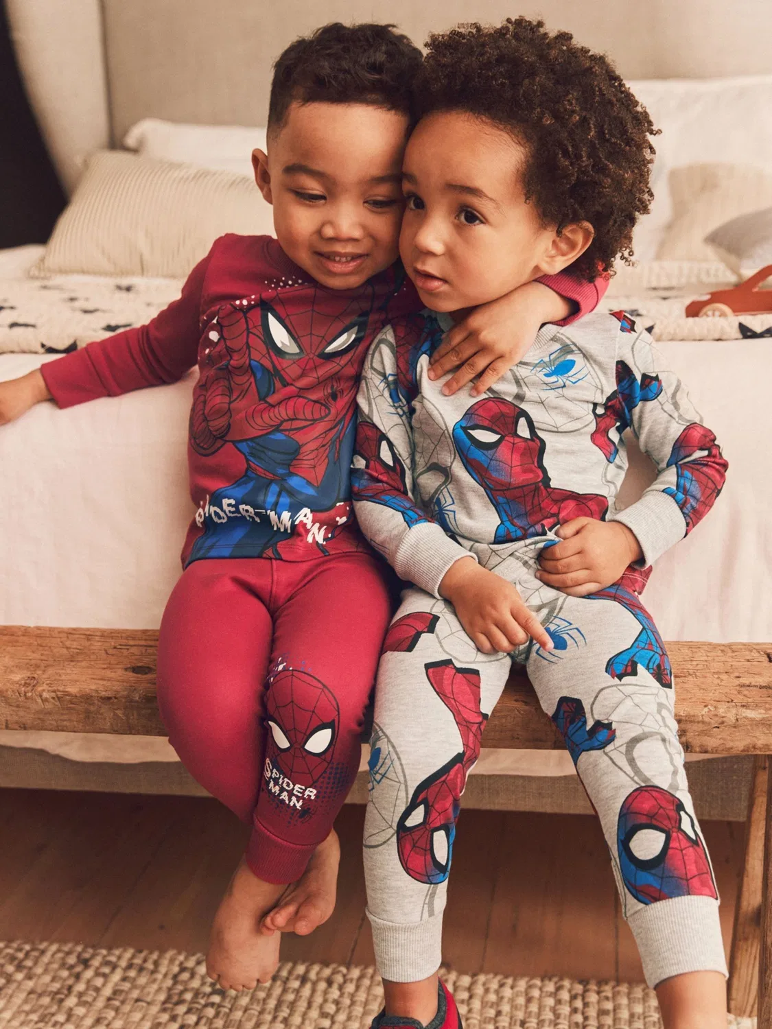Пижама Spiderman Snuggle Next, красно-синяя — фото 2